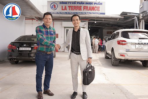 dịch vụ gia công TPCN trọn gói tại nhà máy đạt chuẩn GMP La Terre France