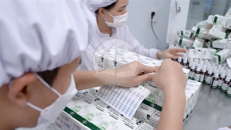 Nhà máy dược mỹ phẩm La Terre France Đóng gói sản phẩm 2