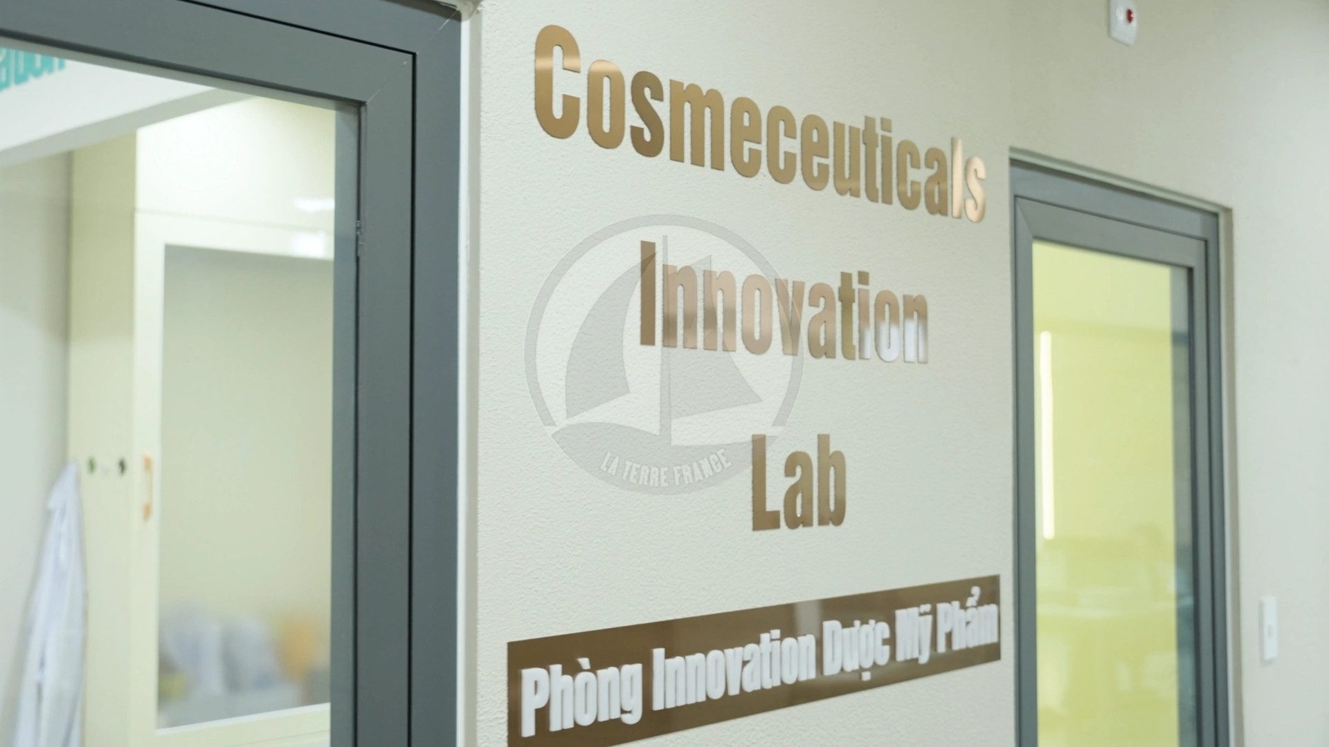 Nhà máy dược mỹ phẩm La Terre France Phòng Innovation dược mỹ phẩm 2