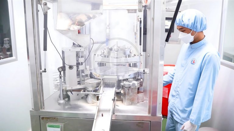 Nhà máy dược mỹ phẩm La Terre France Phòng dập viên 3