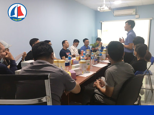 uu diẻm của mỹ phảm gia cong 3