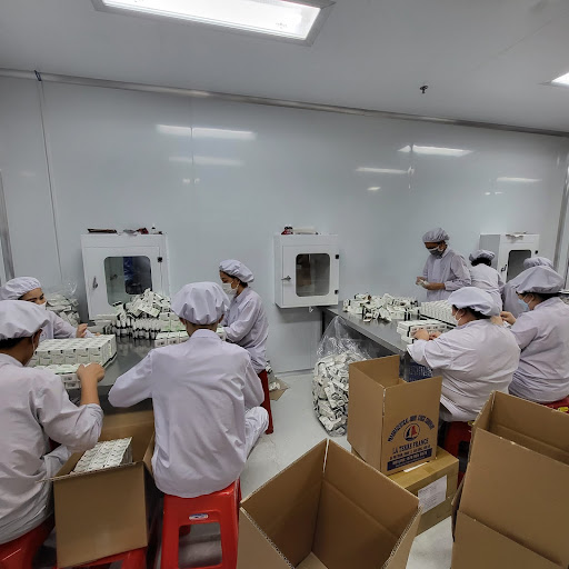 Nhà máy duọc dạt chuản GMP La Terre France2