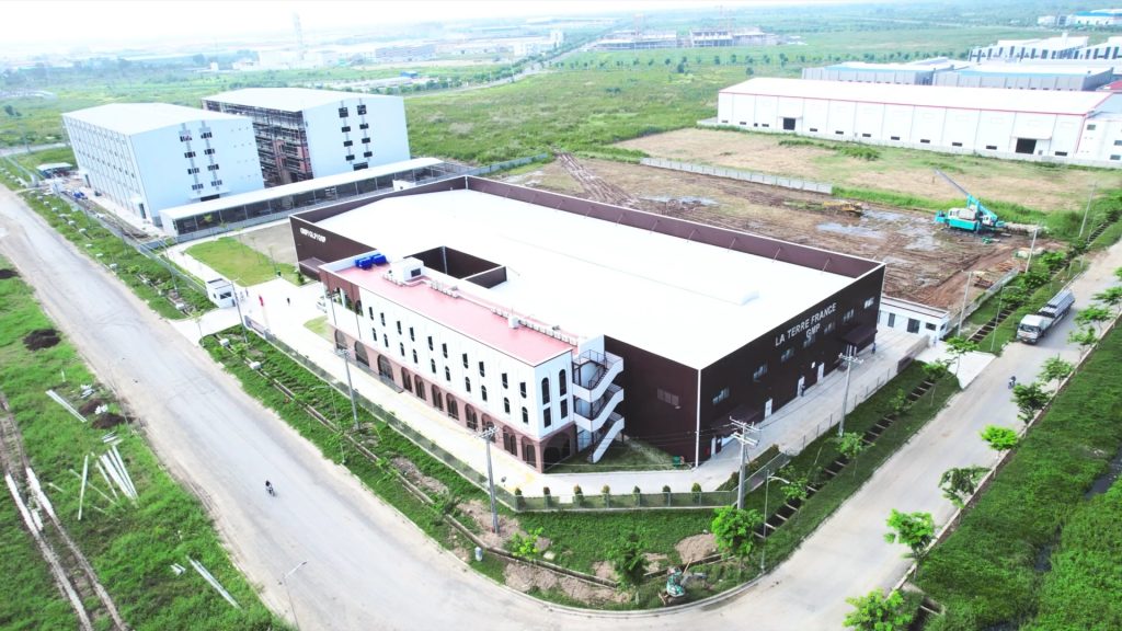 Trang Chủ 70 Nhà máy dược mỹ phẩm La Terre France