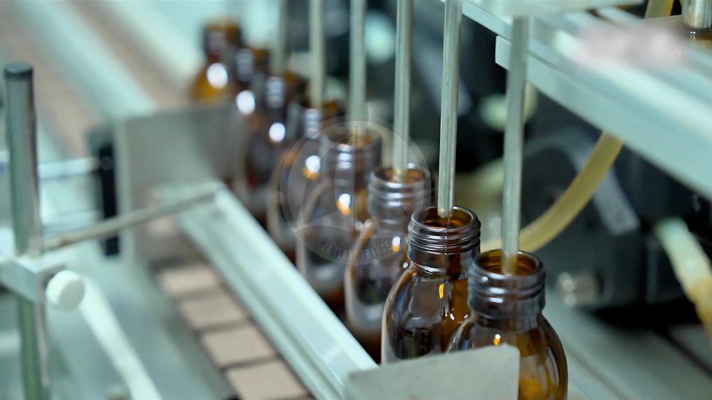 Trang Chủ 67 Nhà máy dược mỹ phẩm La Terre France Máy móc 2