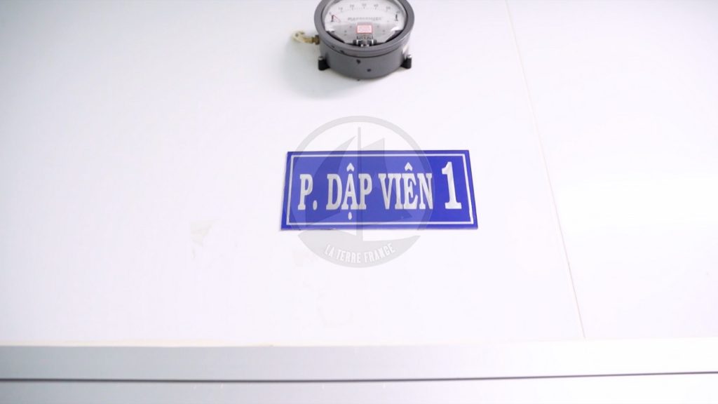 Trang Chủ 57 Nhà máy dược mỹ phẩm La Terre France Phòng dập viên