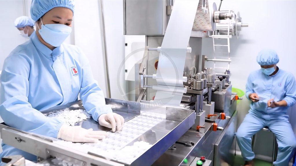 Trang Chủ 58 Nhà máy dược mỹ phẩm La Terre France Phòng dập viên 4