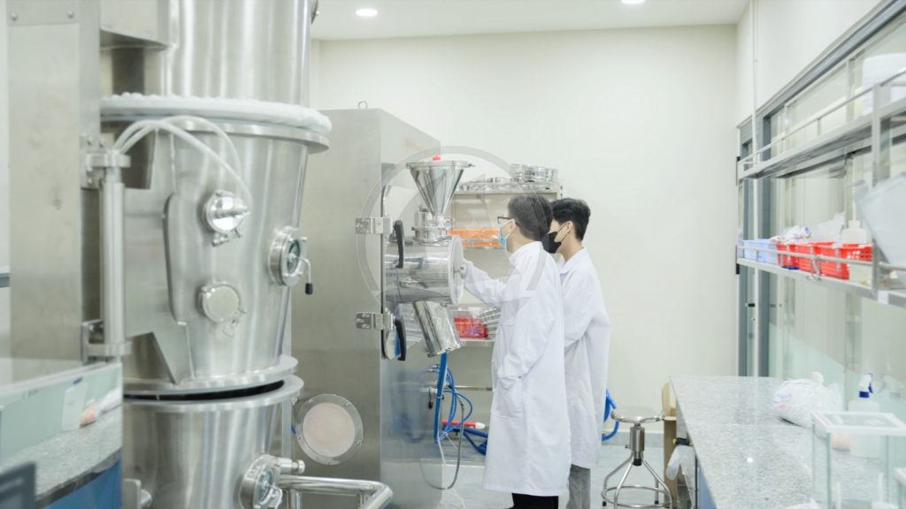 Trang Chủ 30 Nhà máy dược mỹ phẩm La Terre France Phòng máy R D 7